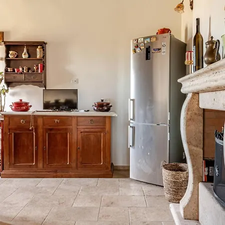 Athena Campello sul Clitunno